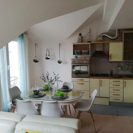 Apartamento 2 Bedroom Dina -