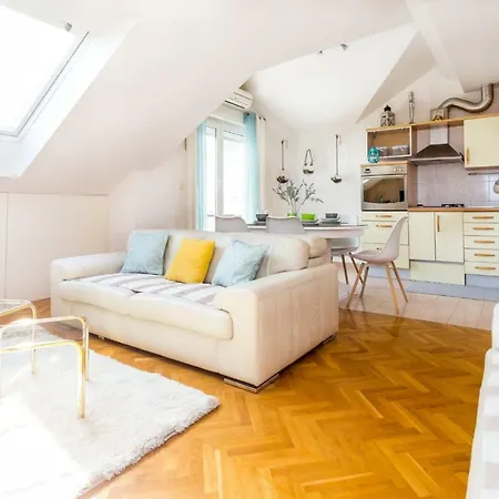 2 Bedroom Dina - *