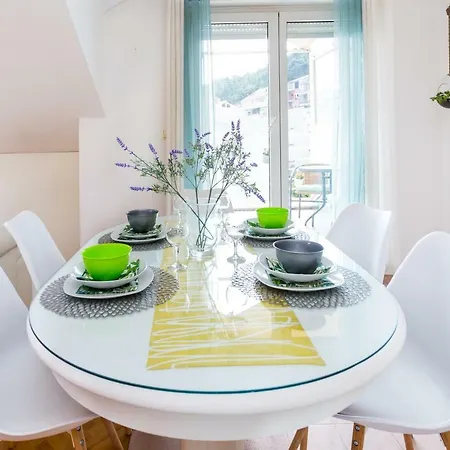 2 Bedroom Dina - Omiš