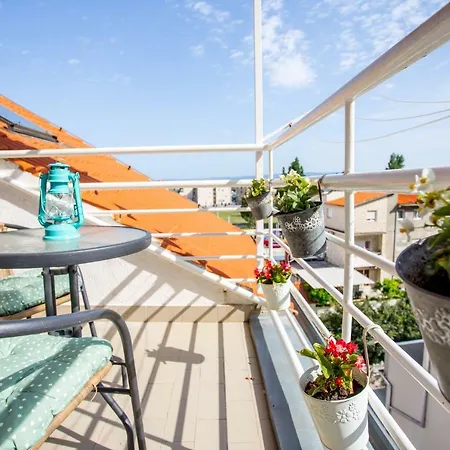 Apartamento 2 Bedroom Dina - *